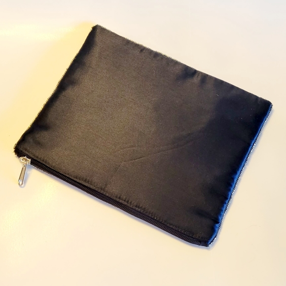 New Beaded Clutch Purse, Pouch with Zipper Closure - Picture 4 of 6